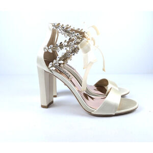 Badgley Mischka EverAfter Satin Crystal Sandals Heels Wedding Bride Shoes Sz 6
